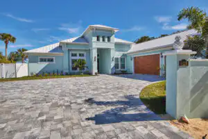Concrete Pavers - Ultra Combo, Glacier